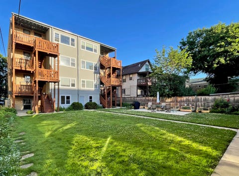 Tiny photo for 314 Wisconsin Avenue #3S, Oak Park, IL 60302 (MLS # 12682636)