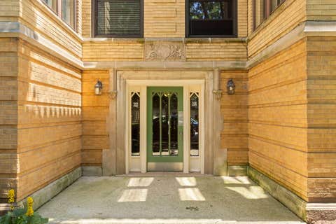 Tiny photo for 314 Wisconsin Avenue #3S, Oak Park, IL 60302 (MLS # 12682636)
