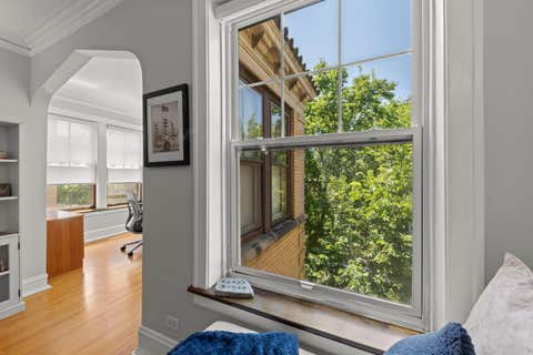 Tiny photo for 314 Wisconsin Avenue #3S, Oak Park, IL 60302 (MLS # 12682636)