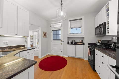 Tiny photo for 314 Wisconsin Avenue #3S, Oak Park, IL 60302 (MLS # 12682636)