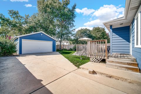 Tiny photo for 522 S Craig Place, Lombard, IL 60148 (MLS # 12466300)