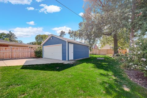Tiny photo for 522 S Craig Place, Lombard, IL 60148 (MLS # 12466300)