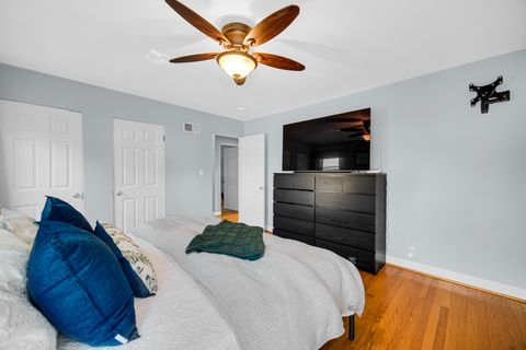 Tiny photo for 522 S Craig Place, Lombard, IL 60148 (MLS # 12466300)