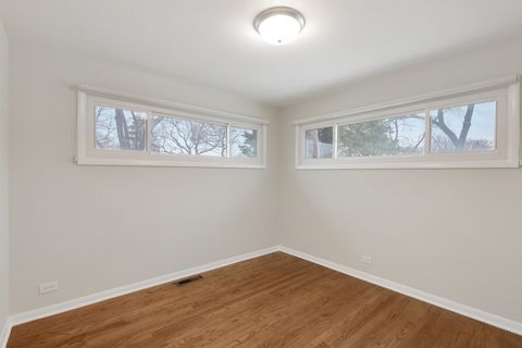 Tiny photo for 6803 N KEELER Avenue, Lincolnwood, IL 60712 (MLS # 12632368)
