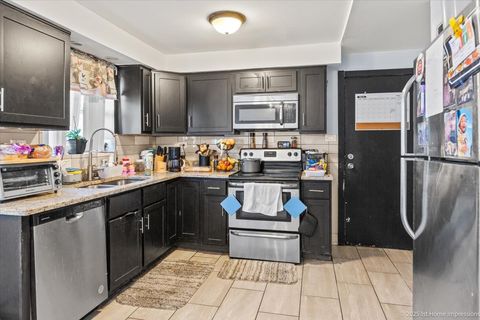 Tiny photo for 7110 W 107th Street #16, Worth, IL 60482 (MLS # 12498573)