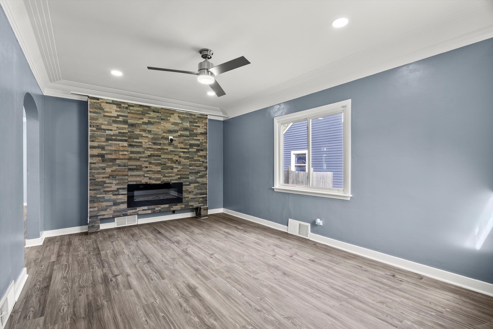 163 W 142ND Street