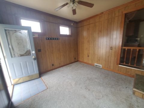 Tiny photo for 2737 11th Ave C AVE, Moline, IL 61265 (MLS # 12663845)