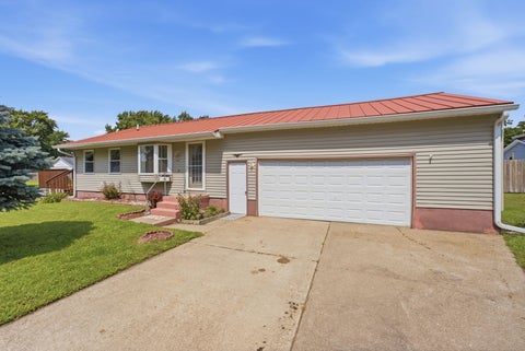 Tiny photo for 414 15th Place, Camanche, IA 52730 (MLS # 12729700)