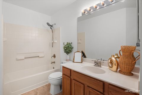 Tiny photo for 2398 Savoy Court, Aurora, IL 60503 (MLS # 12587981)