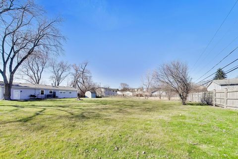 Tiny photo for 2N135 Bloomingdale Road, Glen Ellyn, IL 60139 (MLS # 12601064)