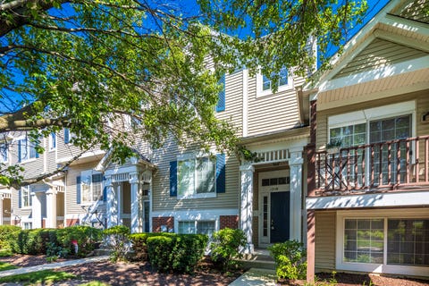 Photo of 135 Enclave Circle #B, Bolingbrook, IL 60440 (MLS # 12738652)