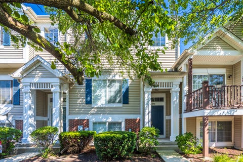 Tiny photo for 135 Enclave Circle #B, Bolingbrook, IL 60440 (MLS # 12738652)