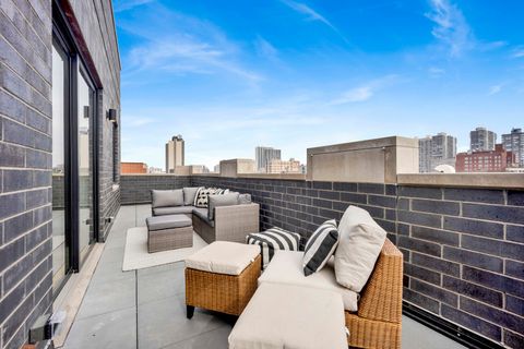 Tiny photo for 5630 N Broadway Street #4E, Chicago, IL 60660 (MLS # 12593170)