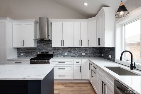 Tiny photo for 7945 W 73 Place, Bridgeview, IL 60455 (MLS # 12481517)