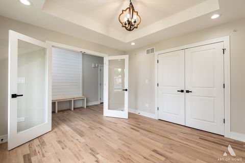 Tiny photo for 7945 W 73 Place, Bridgeview, IL 60455 (MLS # 12481517)