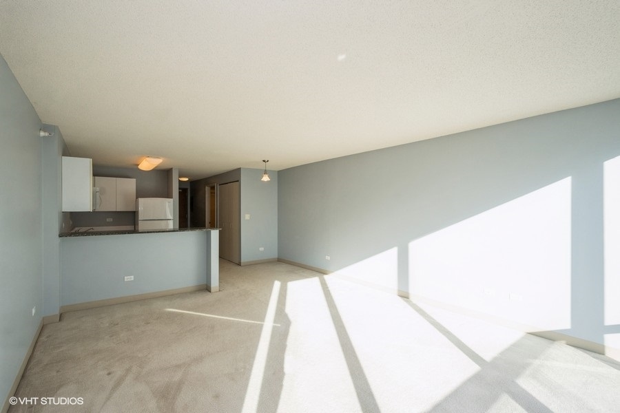 2 E Erie Street 1804