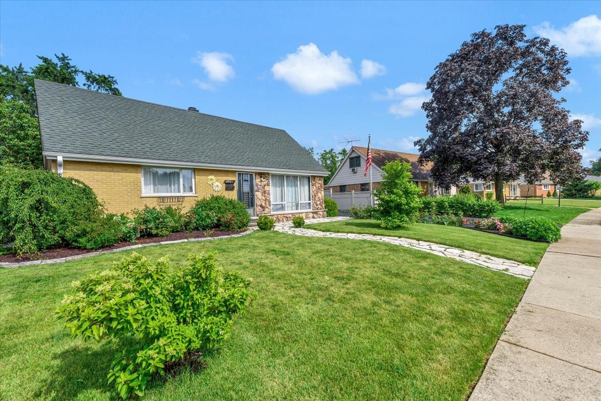 8901 Southfield Drive