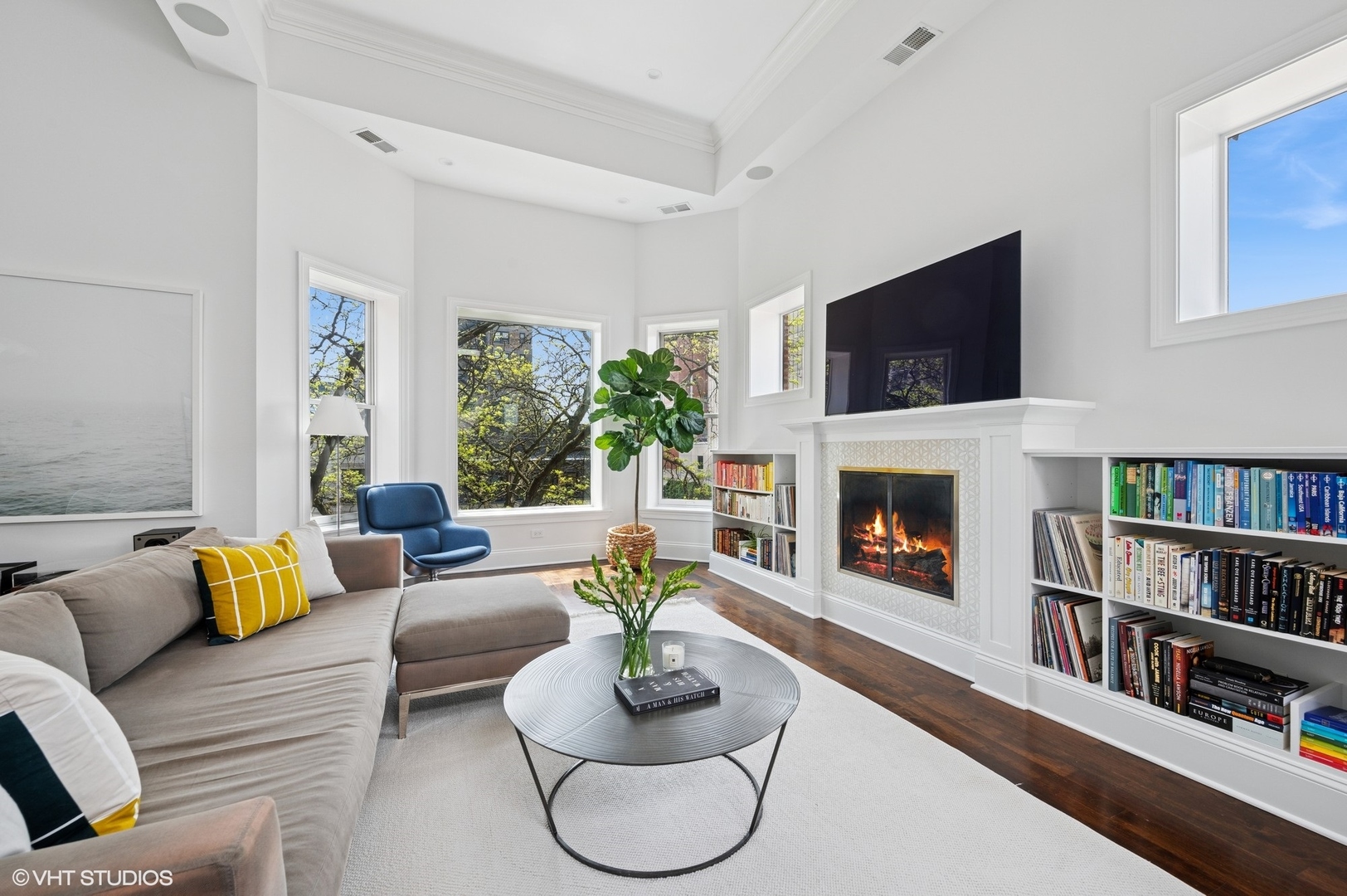 456 W DEMING Place 4W