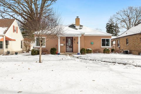 Photo of 580 S Enos Avenue, Kankakee, IL 60901 (MLS # 12555082)