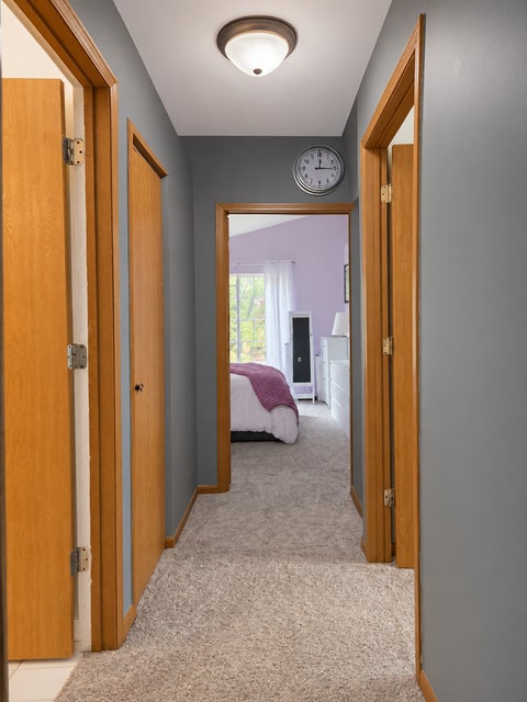 Tiny photo for 1331 Lowell Drive, South Elgin, IL 60177 (MLS # 12786909)