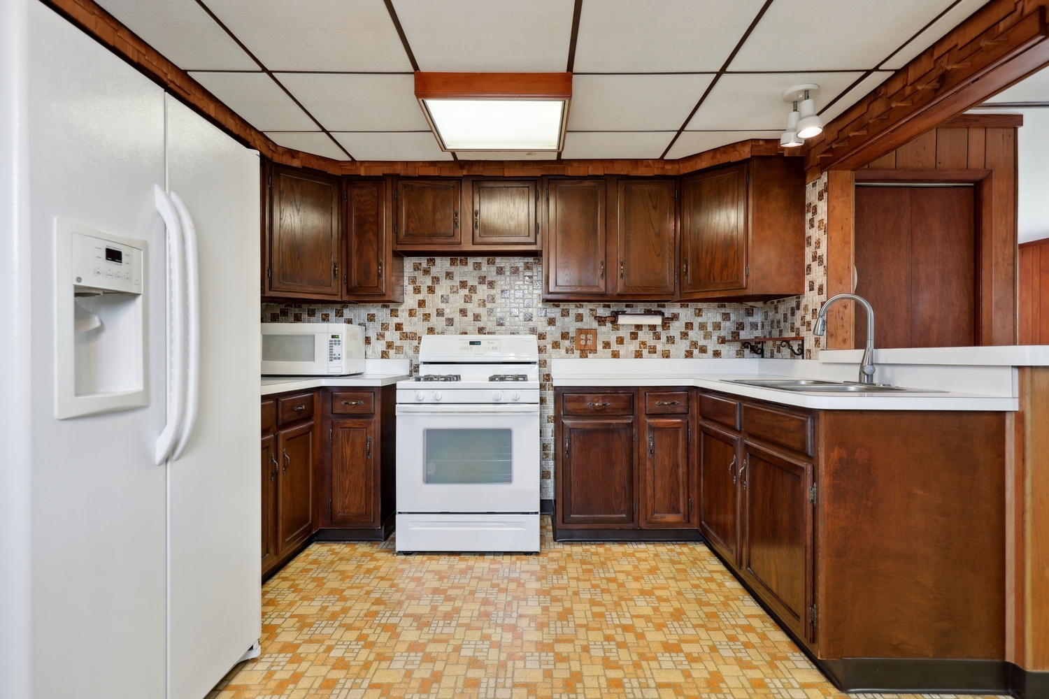 4612 W 89th Place