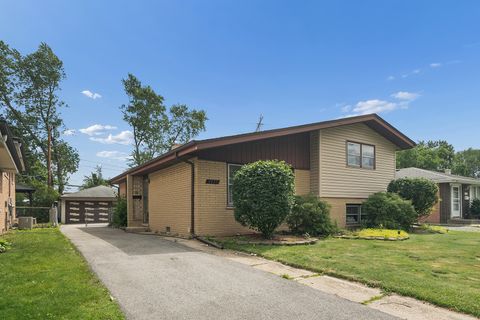 Tiny photo for 4425 W Jean Street, Alsip, IL 60803 (MLS # 12681383)