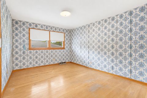 Tiny photo for 4425 W Jean Street, Alsip, IL 60803 (MLS # 12681383)
