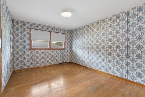 Tiny photo for 4425 W Jean Street, Alsip, IL 60803 (MLS # 12681383)