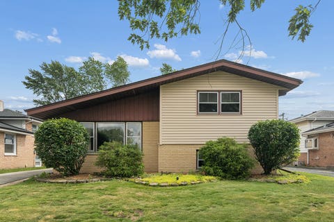 Tiny photo for 4425 W Jean Street, Alsip, IL 60803 (MLS # 12681383)