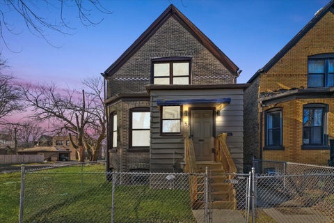 Photo of 7356 S Kenwood Avenue, Chicago, IL 60619 (MLS # 12754826)