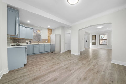 Tiny photo for 7356 S Kenwood Avenue, Chicago, IL 60619 (MLS # 12754826)