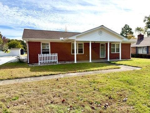 Tiny photo for 807 N Otis Street, Marion, IL 62959 (MLS # 12794602)