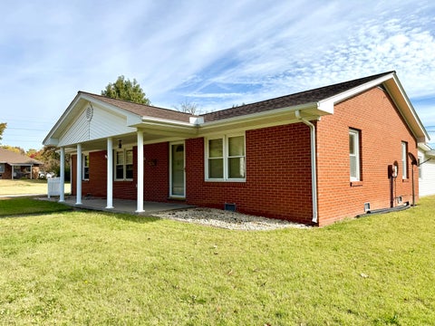 Tiny photo for 807 N Otis Street, Marion, IL 62959 (MLS # 12794602)