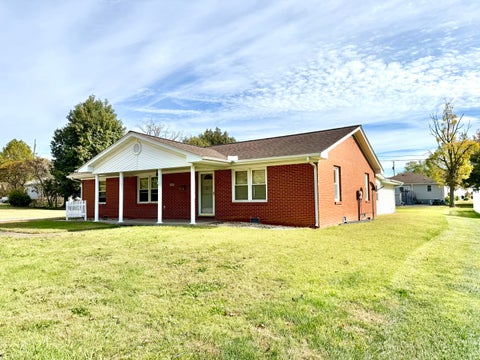 Tiny photo for 807 N Otis Street, Marion, IL 62959 (MLS # 12794602)