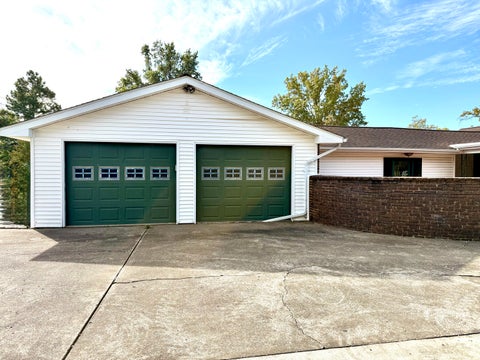 Tiny photo for 807 N Otis Street, Marion, IL 62959 (MLS # 12794602)