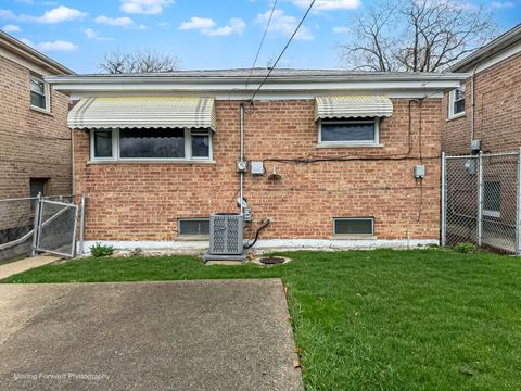 Tiny photo for 9726 S La Salle Street, Chicago, IL 60628 (MLS # 12617692)