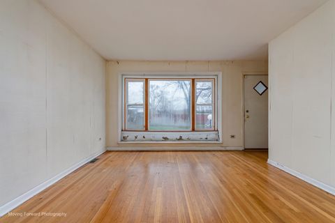 Tiny photo for 9726 S La Salle Street, Chicago, IL 60628 (MLS # 12617692)
