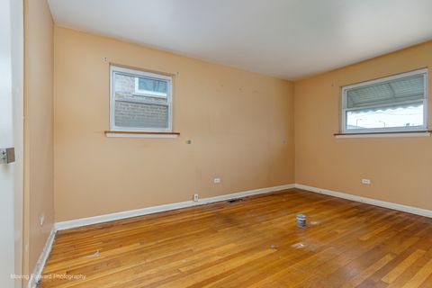 Tiny photo for 9726 S La Salle Street, Chicago, IL 60628 (MLS # 12617692)