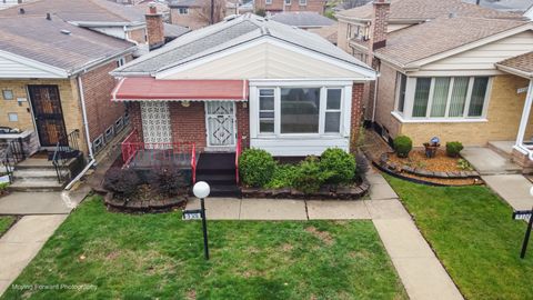 Tiny photo for 9726 S La Salle Street, Chicago, IL 60628 (MLS # 12617692)