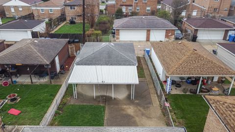 Tiny photo for 9726 S La Salle Street, Chicago, IL 60628 (MLS # 12617692)