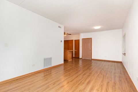 Tiny photo for 3107 Ingalls Avenue #1D, Joliet, IL 60435 (MLS # 12456453)