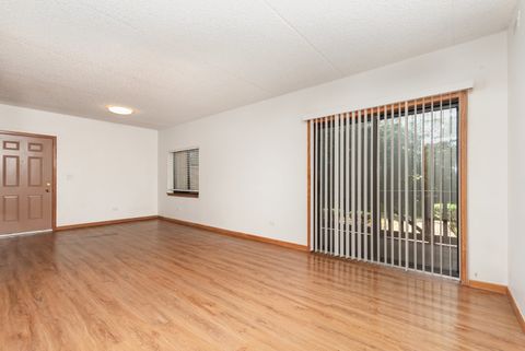 Tiny photo for 3107 Ingalls Avenue #1D, Joliet, IL 60435 (MLS # 12456453)