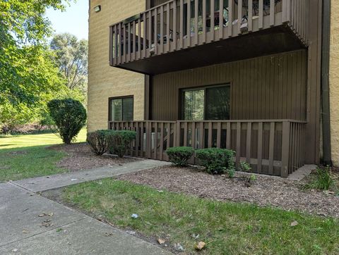 Tiny photo for 3107 Ingalls Avenue #1D, Joliet, IL 60435 (MLS # 12456453)