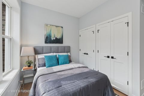 Tiny photo for 847 W Ainslie Street #3W, Chicago, IL 60640 (MLS # 12512991)