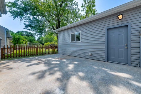 Tiny photo for 40 W 36th Place, Steger, IL 60475 (MLS # 12749635)