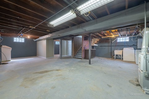 Tiny photo for 40 W 36th Place, Steger, IL 60475 (MLS # 12749635)
