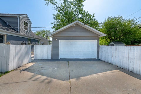 Tiny photo for 40 W 36th Place, Steger, IL 60475 (MLS # 12749635)