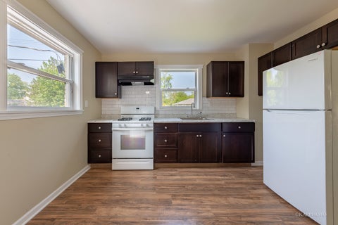 Tiny photo for 40 W 36th Place, Steger, IL 60475 (MLS # 12749635)