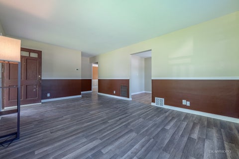Tiny photo for 40 W 36th Place, Steger, IL 60475 (MLS # 12749635)