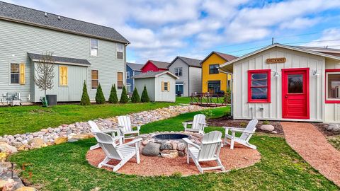 Tiny photo for 100 Great Loop Drive #40, Ottawa, IL 61350 (MLS # 12455318)